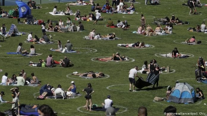 Parque em São Francisco, nos EUA- com regras de higiene e distância, propagação do vírus deve ser contida mais facilmente