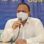 Pazuello anuncia força-tarefa para acelerar vacinação em Manaus