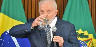 Lula nega acusações de perseguição à família Bolsonaro: “Grande asneira”