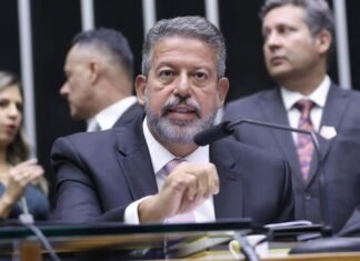 Em discurso duro Arthur Lira cobra respeito do governo ao Legislativo