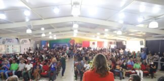 Senadora Leila Barros destaca compromisso com Brasília em evento de adesão partidária