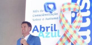 Deputado Iolando comemora a emissão de mais de 9 mil carteiras para autistas no DF