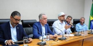 Gestores e especialistas debatem transporte público em reunião técnica da CLDF