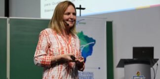 Farmacêutica Margô Karnikowski recebe título de cidadã benemérita nesta terça (7)