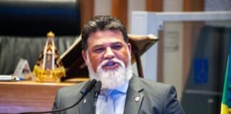 Câmara Legislativa faz homenagem ao dia internacional da enfermagem