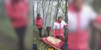 Veja fotos do resgate dos corpos no acidente que matou o presidente do Irã