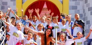 Crianças em vulnerabilidade ganham dia especial em parque de diversões