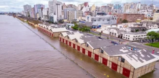 Porto Alegre entra em alerta total de inundação