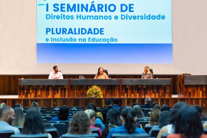 1-Seminario-de-Direitos-Humanos-e-Diversidade-capa.jpg