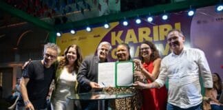 A cultura, além de ser um legado, também é um setor que gera a economia no país