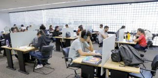 Dobra o número de usuários da Biblioteca Nacional de Brasília em relação a 2023