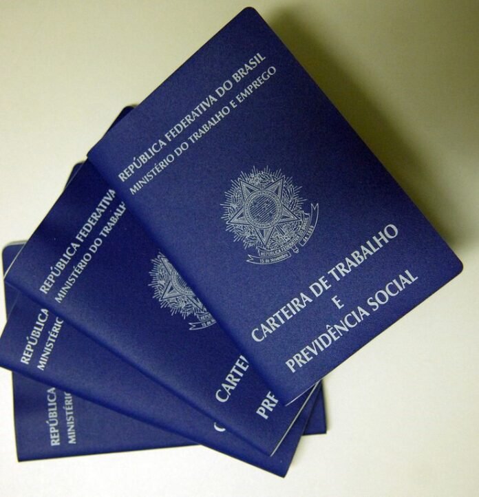 Carteira-de-trabalho.-Foto-Divulgacao-2-1.jpeg