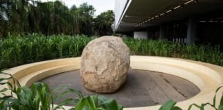 Parceria entre a Secretaria de Cultura e a Fundação Bienal leva a 35ª Bienal de São Paulo – coreografias do impossível para o Museu Nacional da República
