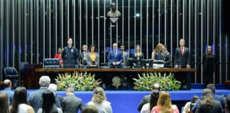 Sessão no Congresso Nacional homenageia os 20 anos do Samu
