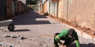 Pavimentação chega à Chácara 17A do Sol Nascente