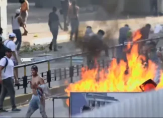 Venezuela em Chamas: oposição clama por vitória de González