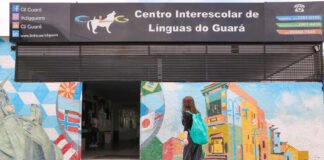 Estudantes têm até terça (9) para se inscrever nos centros interescolares de línguas (CILs)