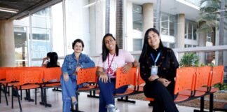 Doação de cadeiras oferece mais conforto na recepção de internação do HBDF
