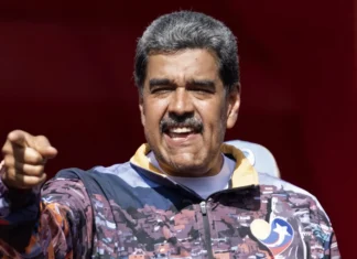 Maduro ataca sistema eleitoral do Brasil e diz que resultados não são auditados