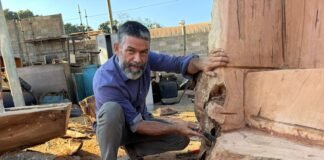Artista da Novacap prepara esculturas para o Capital Moto Week