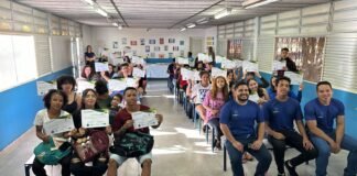 Quarenta e cinco alunos são certificados pelo programa Reciclotech