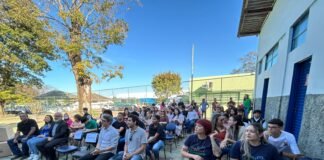 Noventa e cinco alunos recebem certificados de conclusão de curso do Reciclotech
