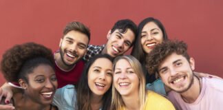 Sancionada lei que cria conselhos de juventude do DF