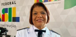 Primeira mulher negra oficial-general da Marinha, Maria Cecília Barbosa recebe o título de Cidadã Honorária de Brasília