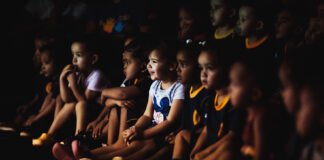 Fim de semana tem mostra de cinema francês, encontro de leitores e muita música