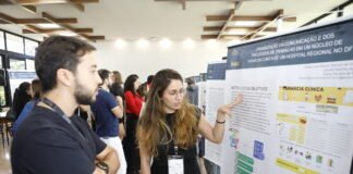 Jornada qualifica farmacêuticos e divulga boas práticas em saúde