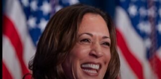 Trump reage ao discurso de Kamala na Convenção em tempo real