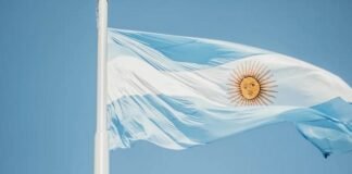 Argentina coloca navio de grãos que saiu do Brasil em quarentena por suspeita de mpox