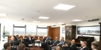 Reunião no STF sobre emendas teve bacalhau, massa vegana e filé