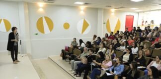Profissionais de saúde participam de capacitação sobre HIV/Aids