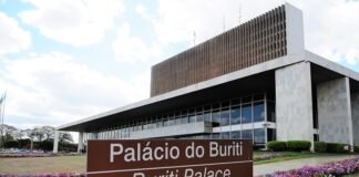 GDF emite nota de pesar após incêndio matar cinco pessoas em Planaltina