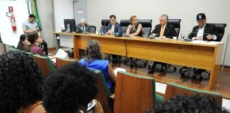 Lâmpadas de LED devem ser instaladas nas passarelas do DF para promover a sustentabilidade