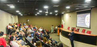 Programa de Desenvolvimento de Liderança reúne gestores e equipe multidisciplinar no IgesDF