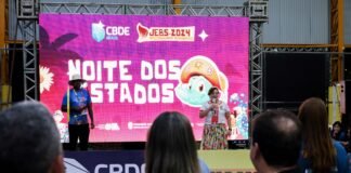 Estudantes do DF participam de Noite dos Estados nos JEBs 2024