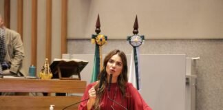 Projeto de lei proíbe uso de produtos inflamáveis na impermeabilização de móveis em residências