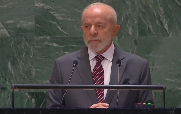LULA MIC CORTADO NA ONU