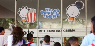 Alunos da rede pública visitam Cine Brasília para assistir a mostra internacional de curtas
