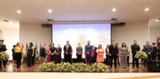 Segurança pública reconhece dedicação de civis e militares com entrega de medalha
