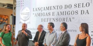 Governador e autoridades são reconhecidos com selo Amigas e Amigos da Defensoria