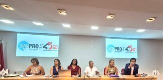Encontro discute texto-base do Plano Distrital de Educação para o próximo decênio