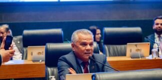 Pastor Daniel de Castro elogia obras no assentamento 26 de Setembro