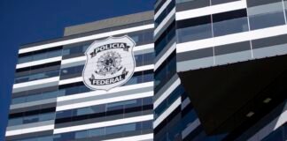 PF faz buscas contra vazamento de dados de autoridades na Receita
