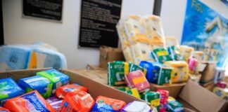 Por meio de parceria, GDF arrecada 31 mil absorventes e fraldas geriátricas