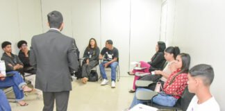 Jovens aprendizes do IgesDF encerram contratos e são orientados para novos desafios