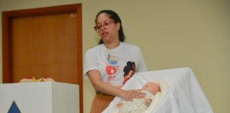 Profissionais do HRSM participam de curso sobre manejo de recém-nascido prematuro