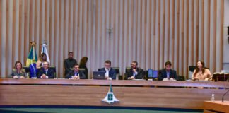 Dia do Fisioterapeuta e do Terapeuta Ocupacional tem homenagem na CLDF